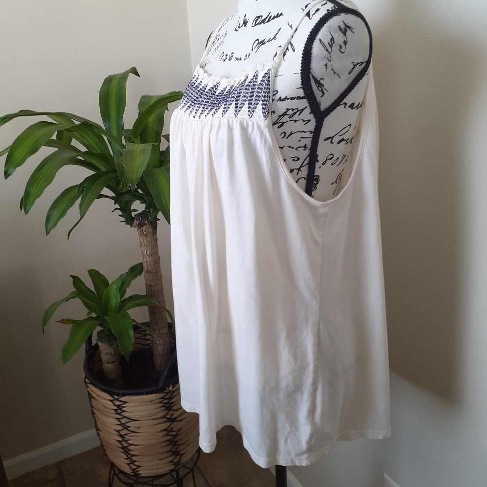 Old Navy flowy tank top